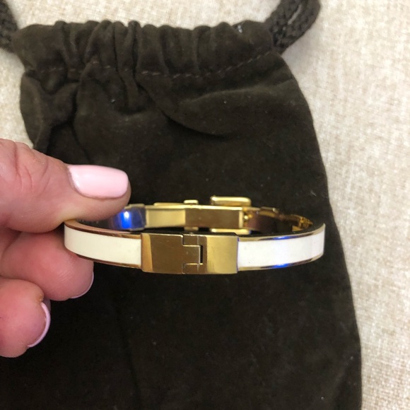 Michael Kors Bracelet - Picture 3 of 5